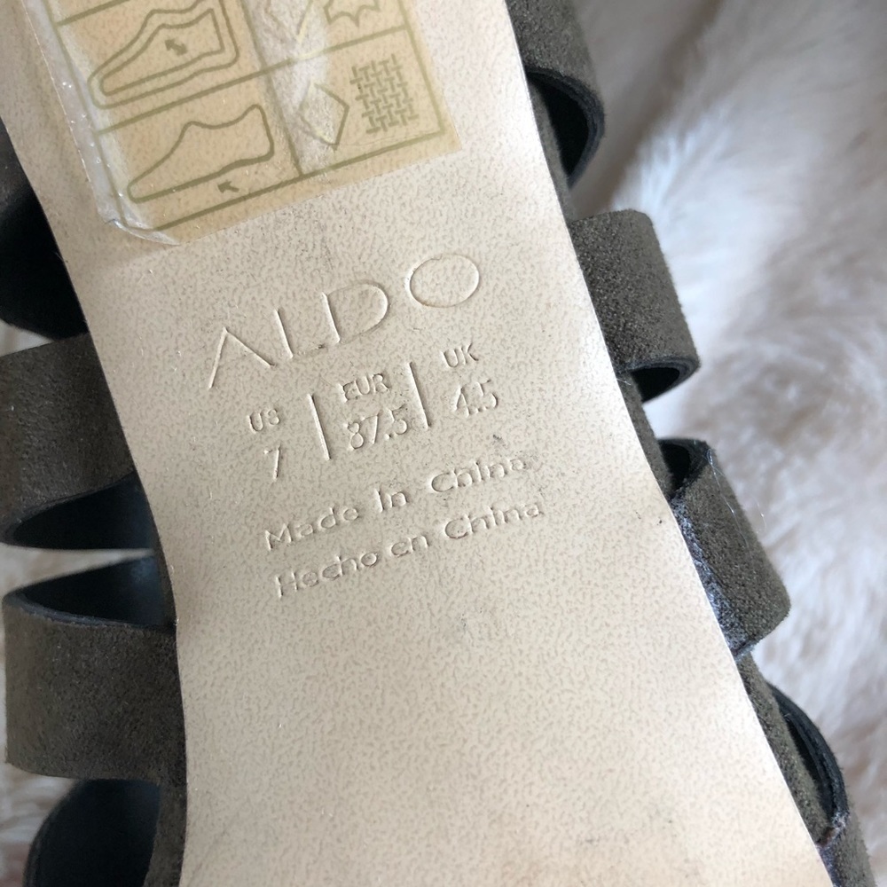 Olive ALDO lace up heels - Picture 4 of 6